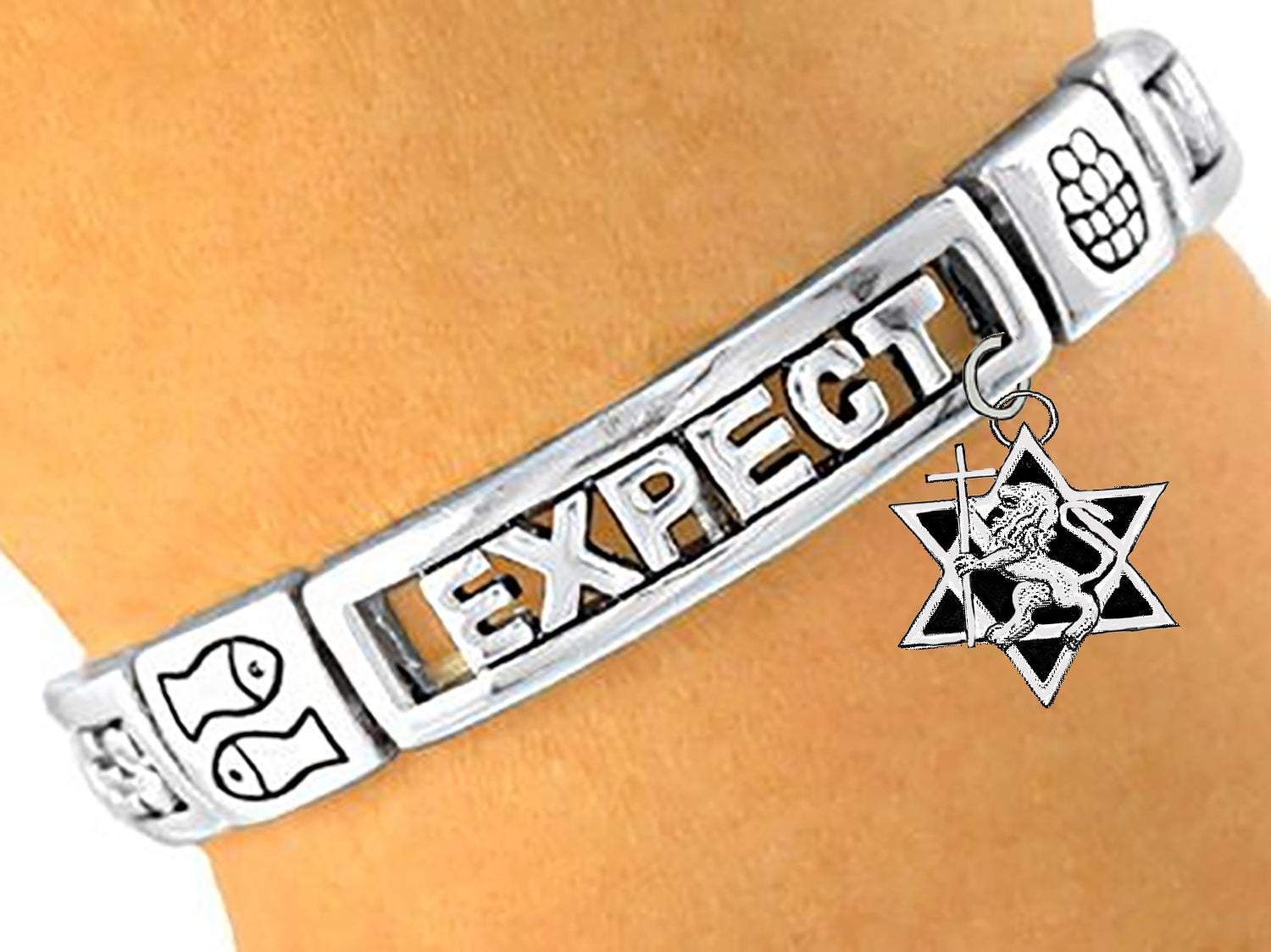 Messianic Lion Of Judah, Expect Miracles Stretch Bracelet, Loaves Of Bread, Fish, Silvertone. What A Wonderful Gift For Yourself, Or Someone Special.This Is Used As A Gift To Someone Who Is Sick,Has Cancer,Lost A Loved One. And For Many Other Reasons