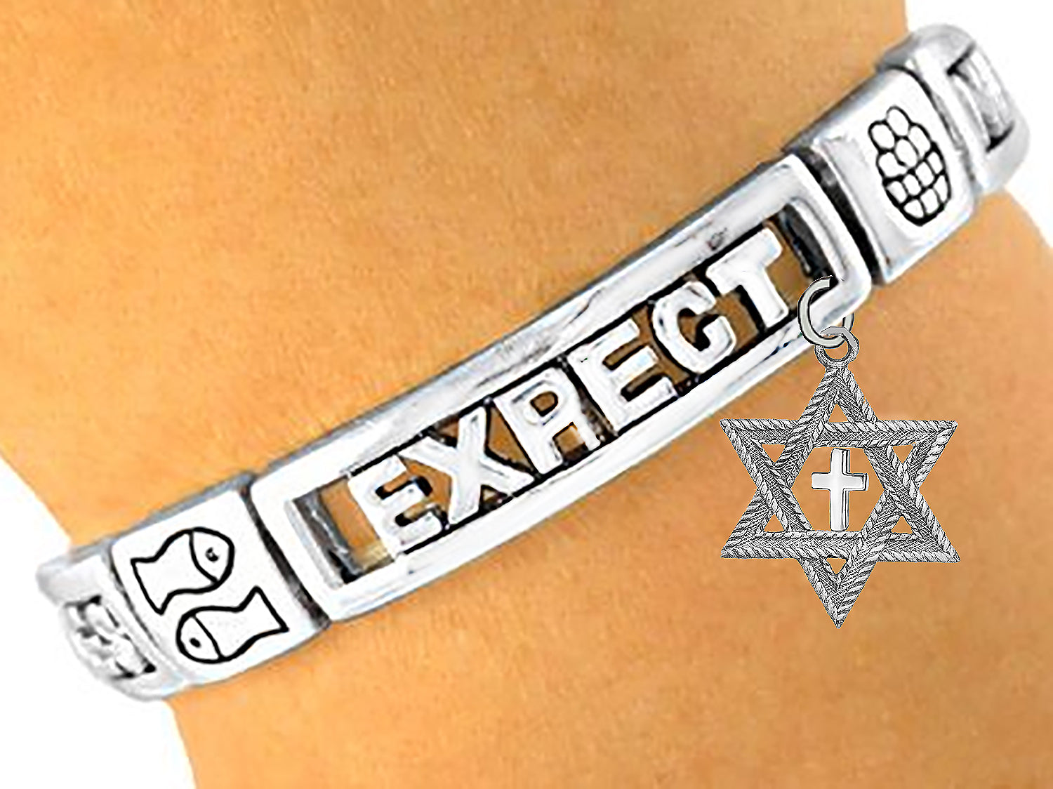 Messianic Star Of David With Cross,Expect Miracles Stretch Bracelet,Bread,Fish.What A Wonderful Gift For Yourself, Or Someone Special.Many Times This Is Used As A Gift To Someone Who Is Sick,Has Cancer,Lost A Loved One.And For Many Other Reasons
