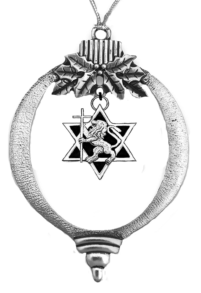Messianic, Yeshua Christmas Silvertone Ornament With Silvertone Star Of David, Beautiful Silvertone Lion Of Judah, Holding Cross, With Tree Attachment For Hanging. What A Great Gift For Yourself, Or Someone Special! ©2023
